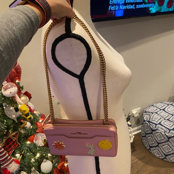 ✨Marc Jacobs (EUC) Multiple Badge crossbody bag✨ - Picture 2 of 15